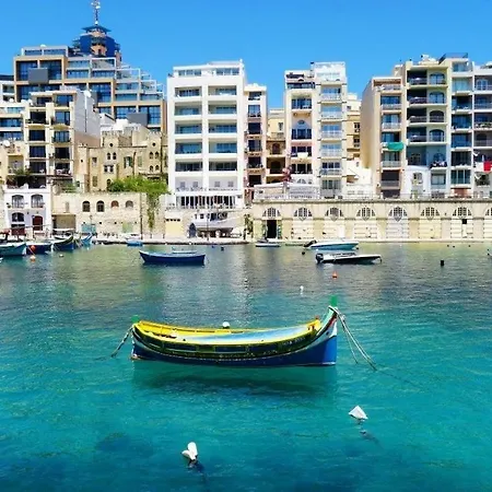 Magical Rooftop Penthouse * Sliema